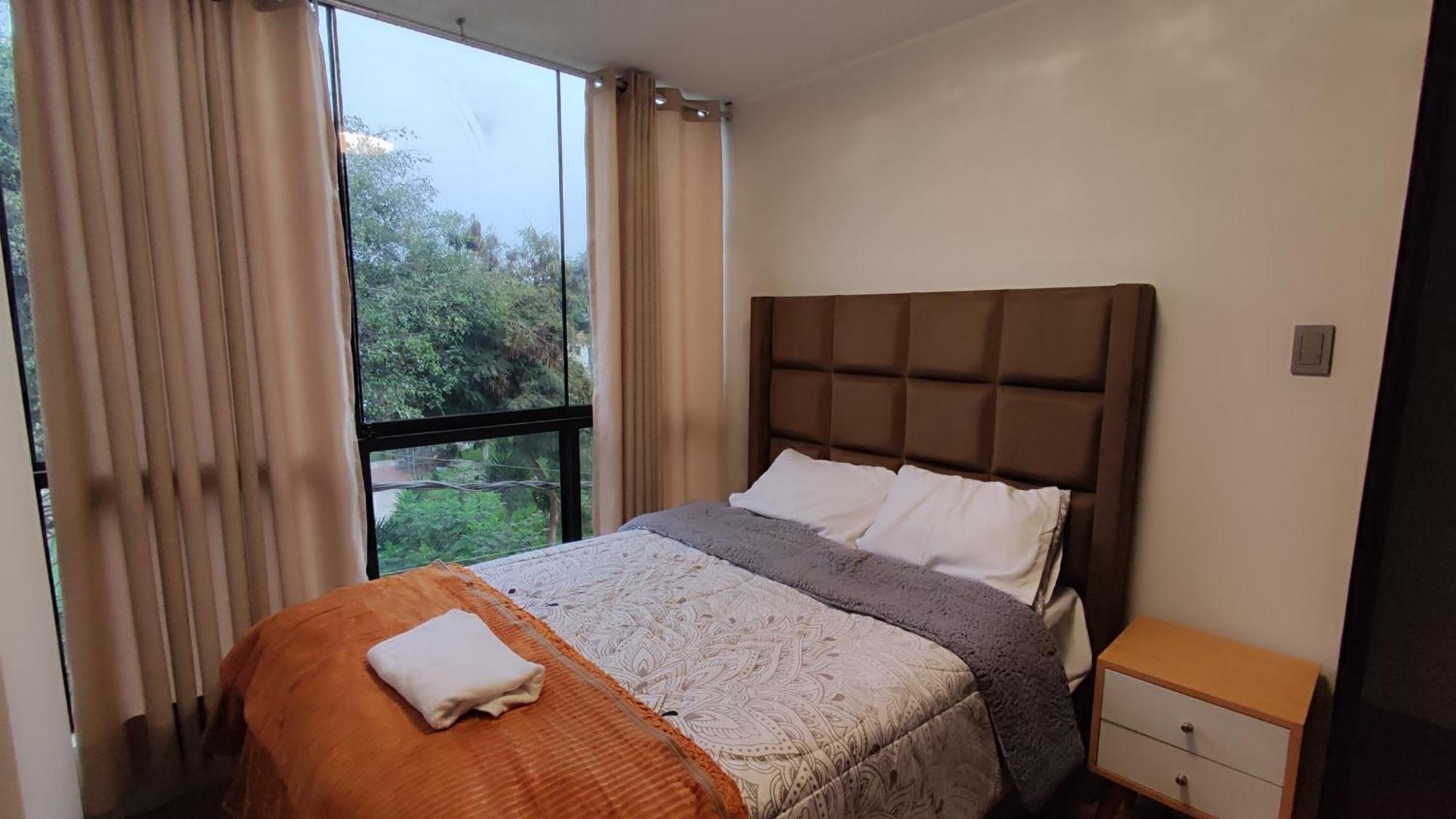 Apartamento Huayta Wasi A 5 Minutos Del Aeropuerto Lima